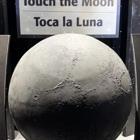 Moon globe