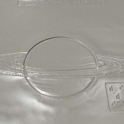 Saturn and rings to scale